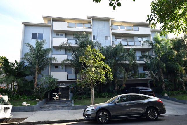 1420 N Fuller Ave, LA