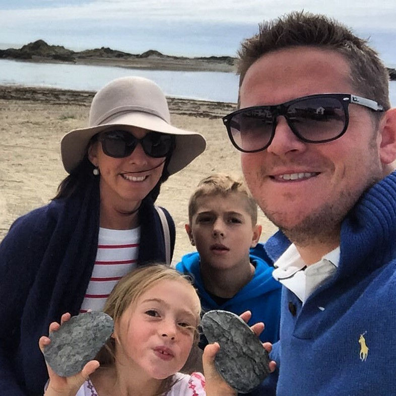 Family-on-Rhosneigr-Beach-1.jpg