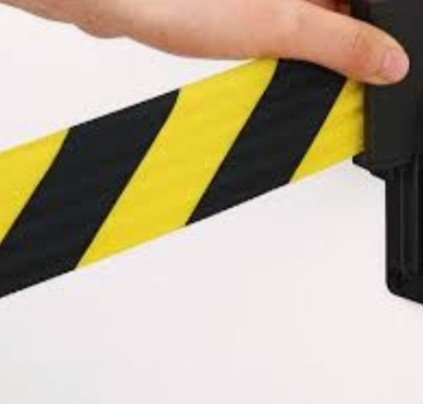 Thumbnail: Wall Mount Retracting Barrier