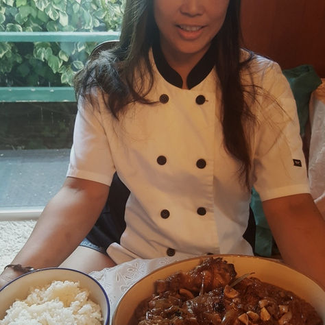 Cheryl aka "FlipGurl" Filipino Chicken Adobo