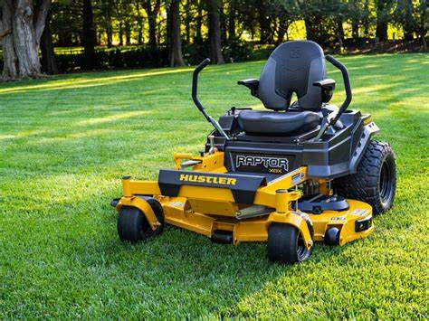 Zero turn mower for small and large areas