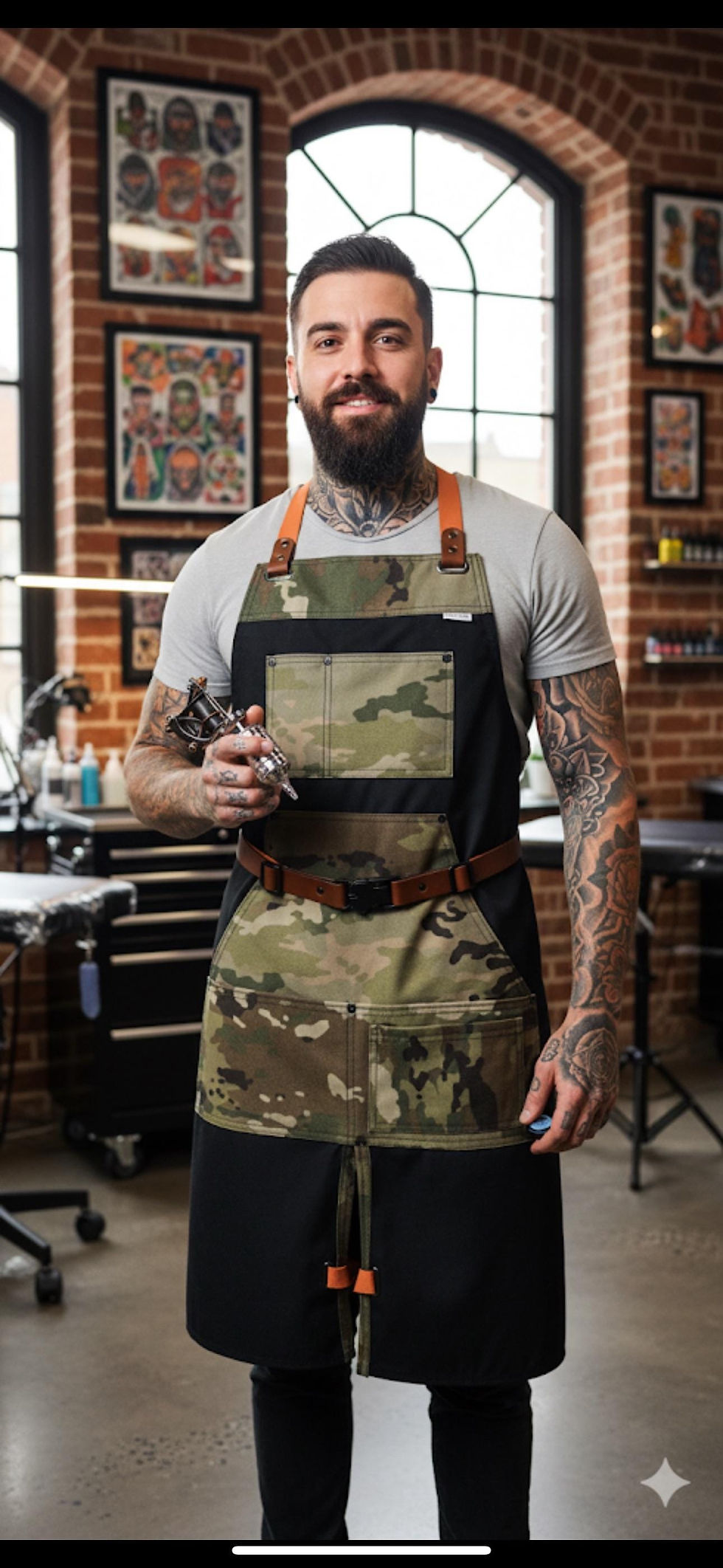 Thumbnail: Top Model EZ SPLIT Professional Artist Apron Real Leather Detail