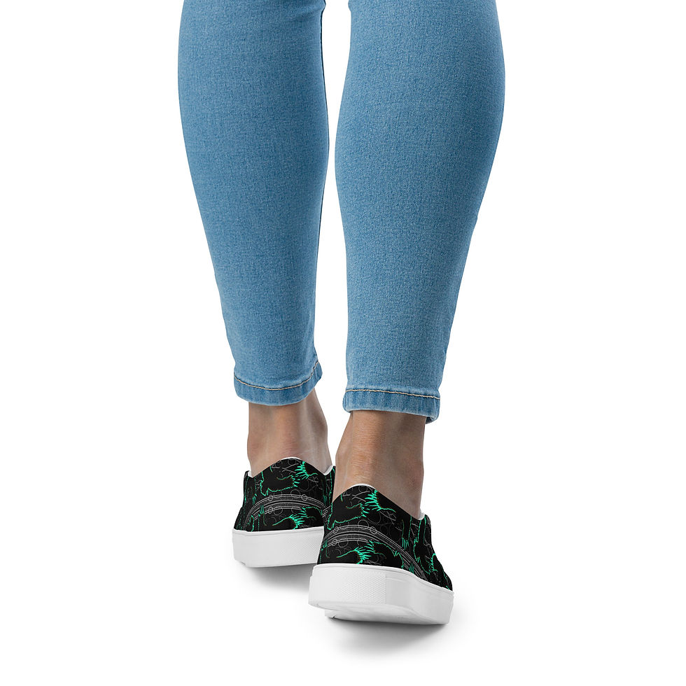 Thumbnail: Women’s Slip-on Canvas Shoes