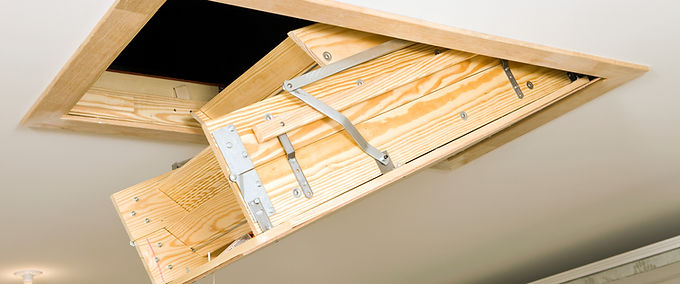 Botola di ispezione su controsoffitto in cartongesso