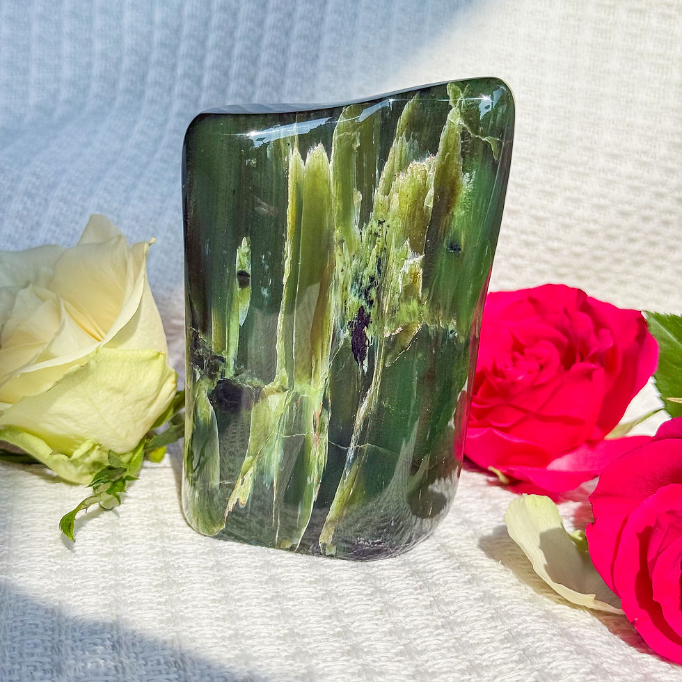 Thumbnail: Premium Green Tremolite Freeform – Polished Healing Crystal