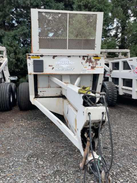 Thumbnail: 2013 Kuhn Knight 2054 Vertical Beater ProPush Box Spreader