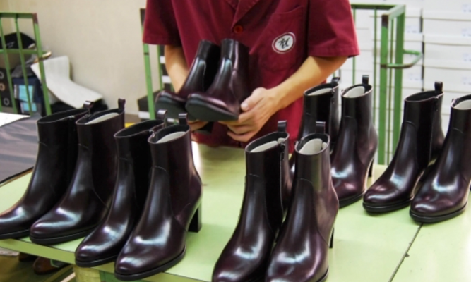 largest shoe manufacturer in the world