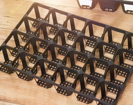 Thumbnail: Hollow out bottom holding tray