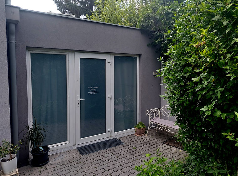 Massage Wiener Neustadt, Schneeberggasse