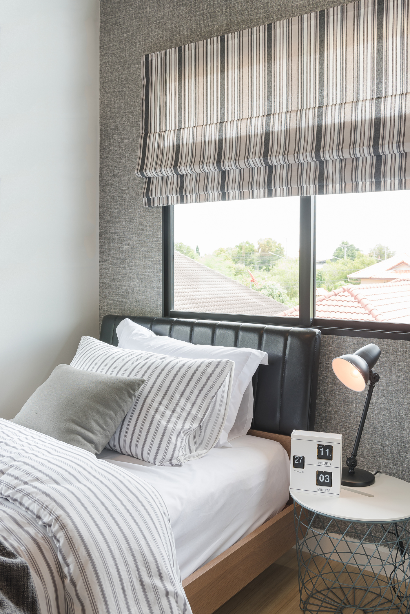 Teen bedroom stripped roman shade