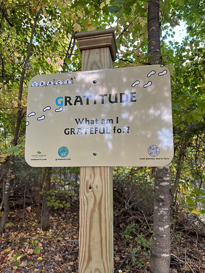 Plymouth-Seaside-Grace-Trail-Welcome-Sig