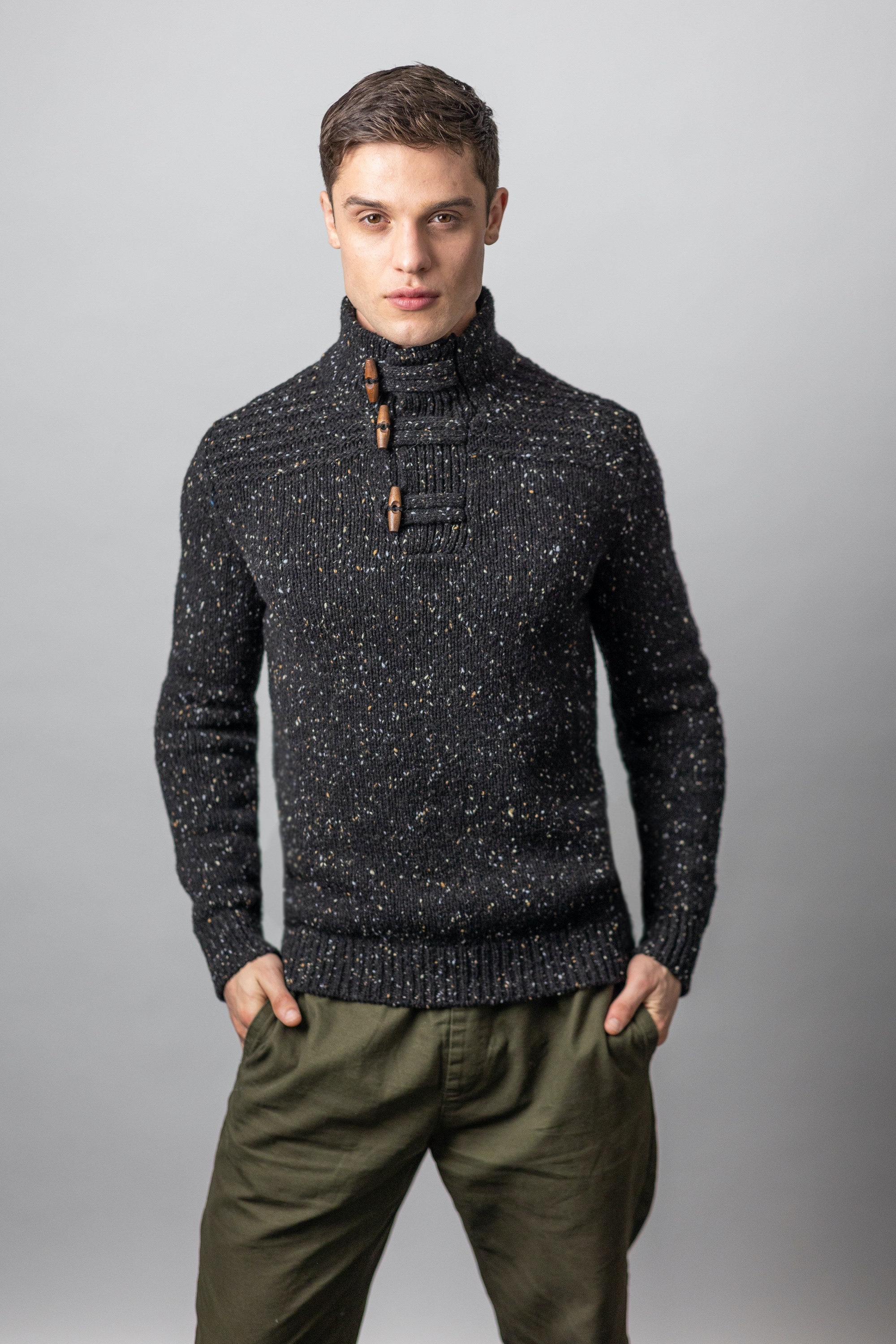 Ireland Toggle Buttoned Sweater | cleo