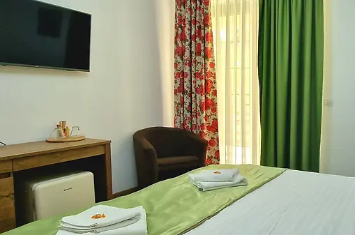 Provence Suceava – living cu atmosferă caldă și liniștitoare