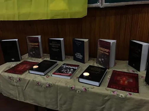 Фото без опису