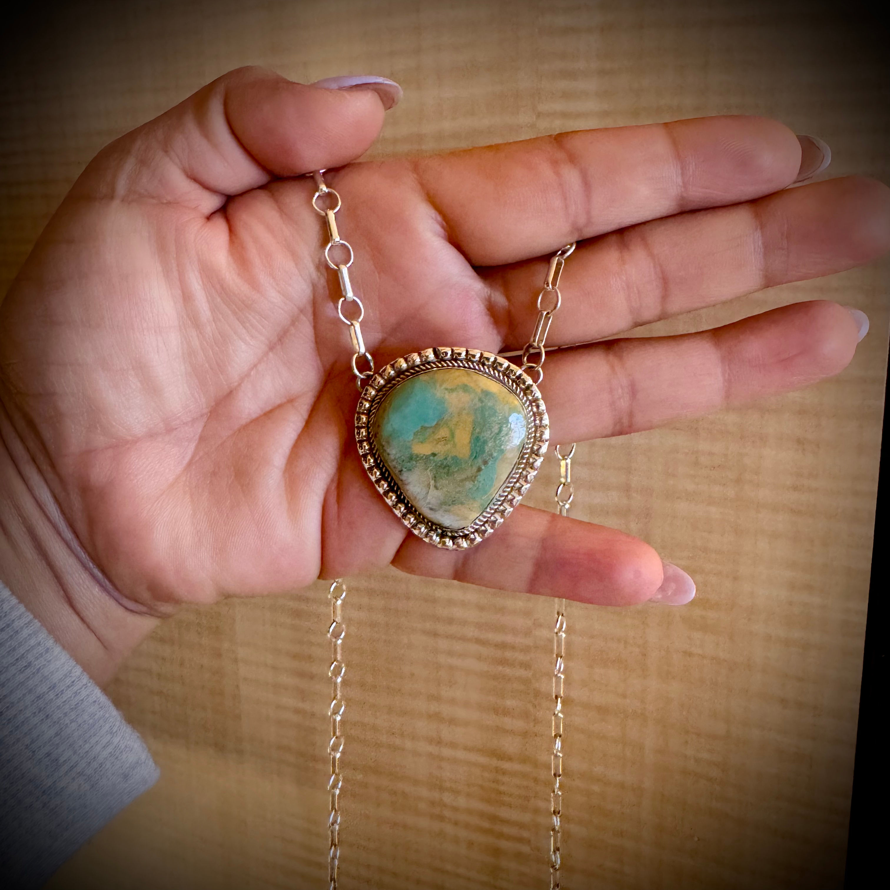 Navajo handmade SS Fox Turquoise necklace 