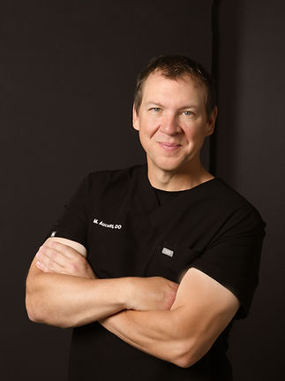 DSC_0124mmc gold.jpg