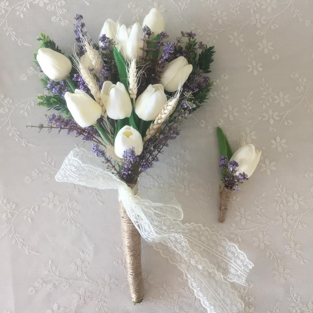 Islak Lale Gelin Buketi ve Yaka Çiçeği 