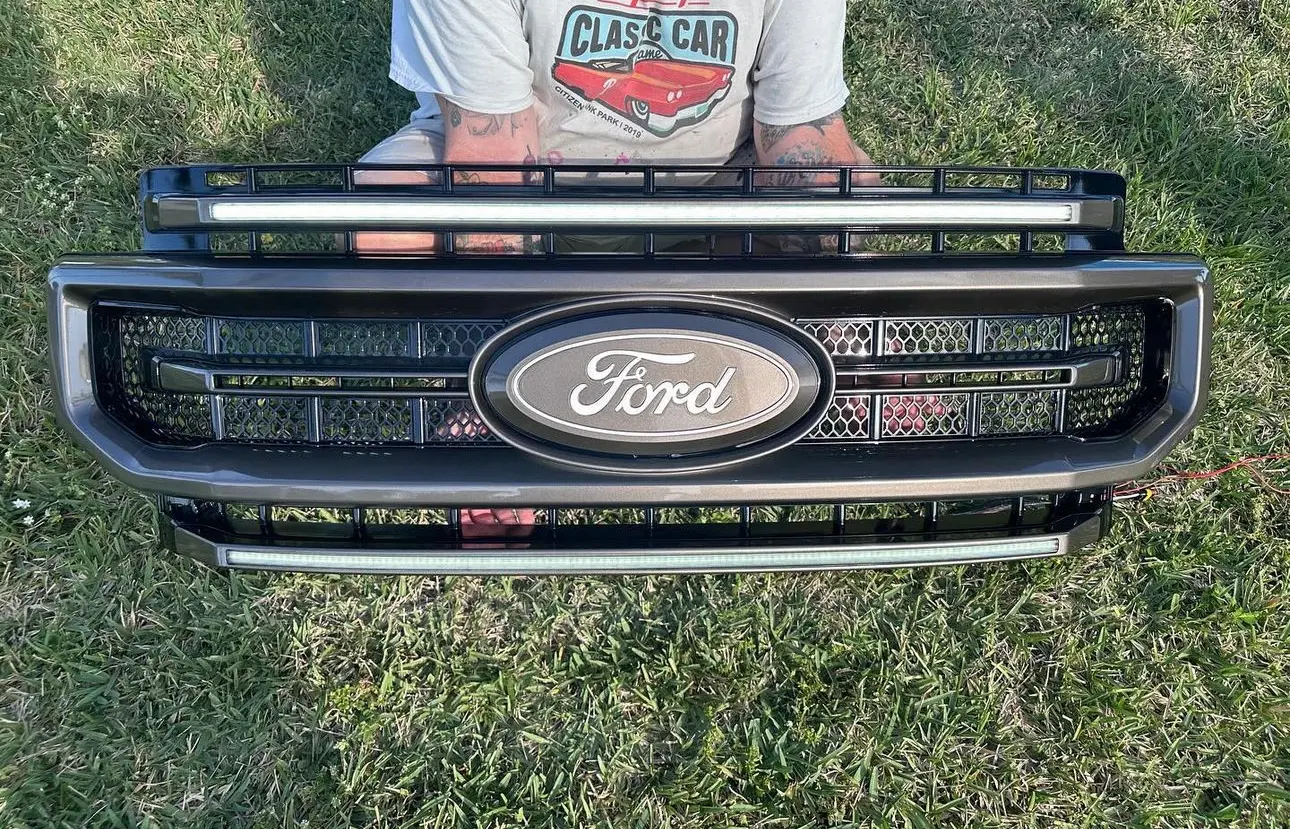 2020-2022 Ford SuperDuty Painted XBG LED DRL Grille