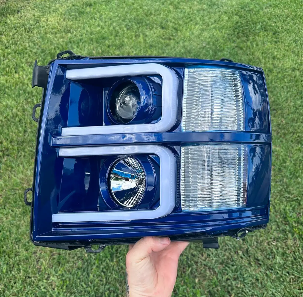 2007-2013 Chevy Silverado Dual C Bar Projector Headlights