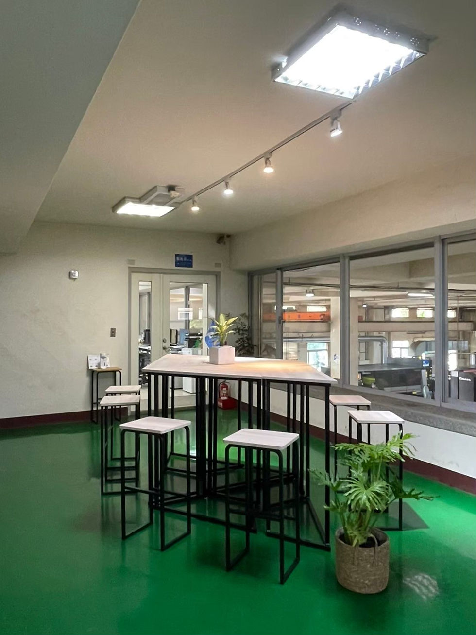 縮圖：組合式高腳咖啡桌椅