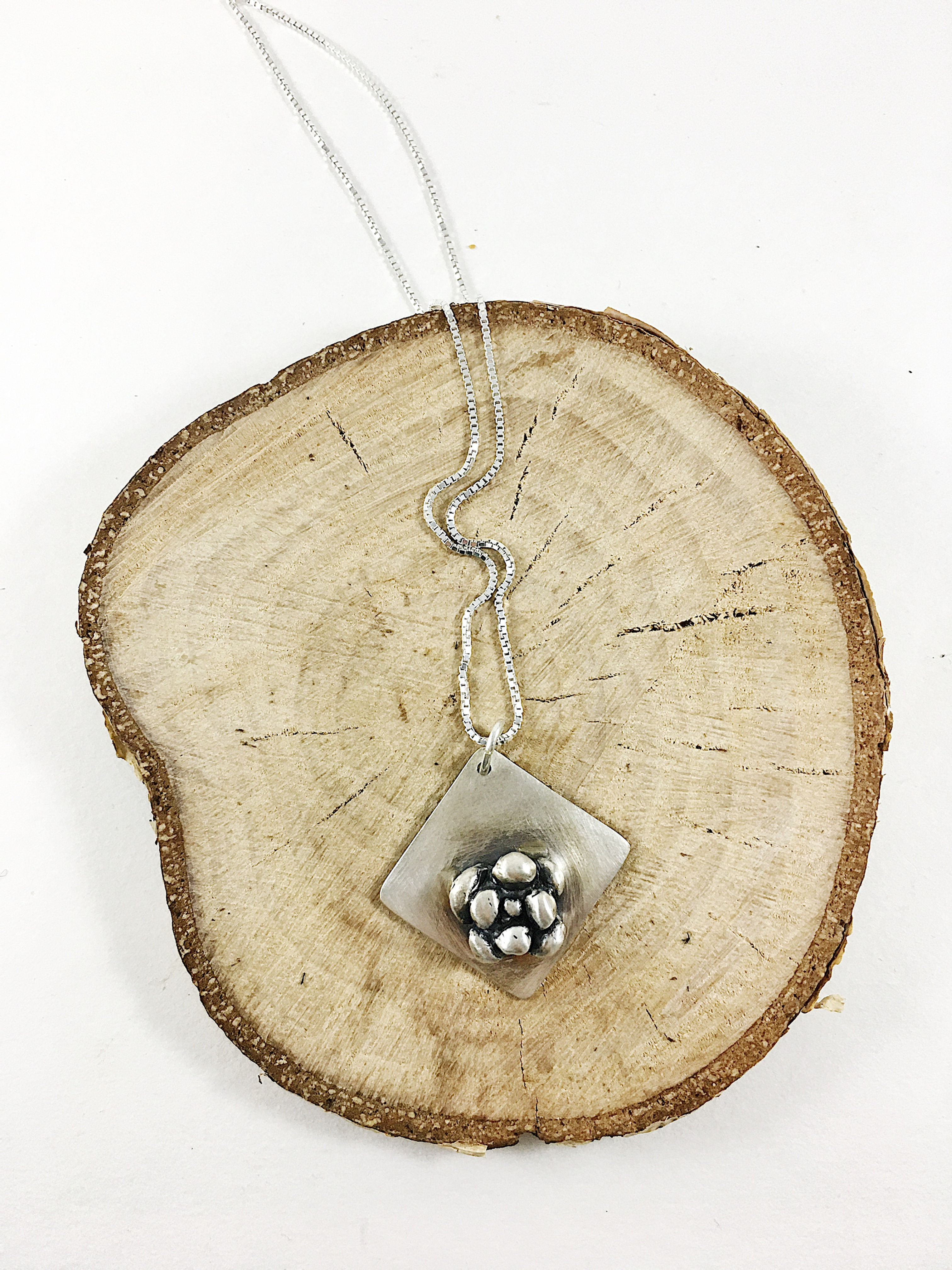 silver succulent pendant, succulent jewelry, nature jewelry, botanical jewelry, silver pendant, succulents