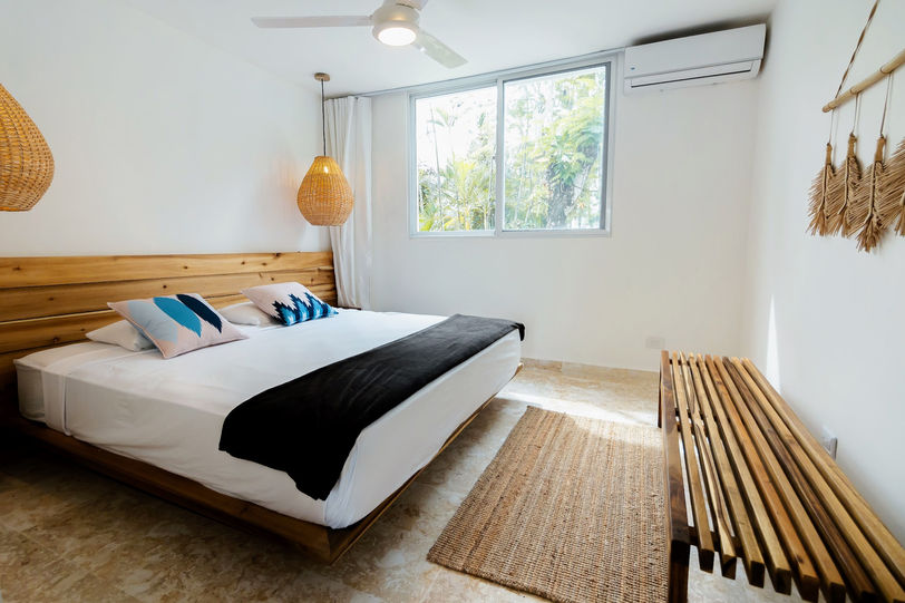 Couple sharing or single occupancy