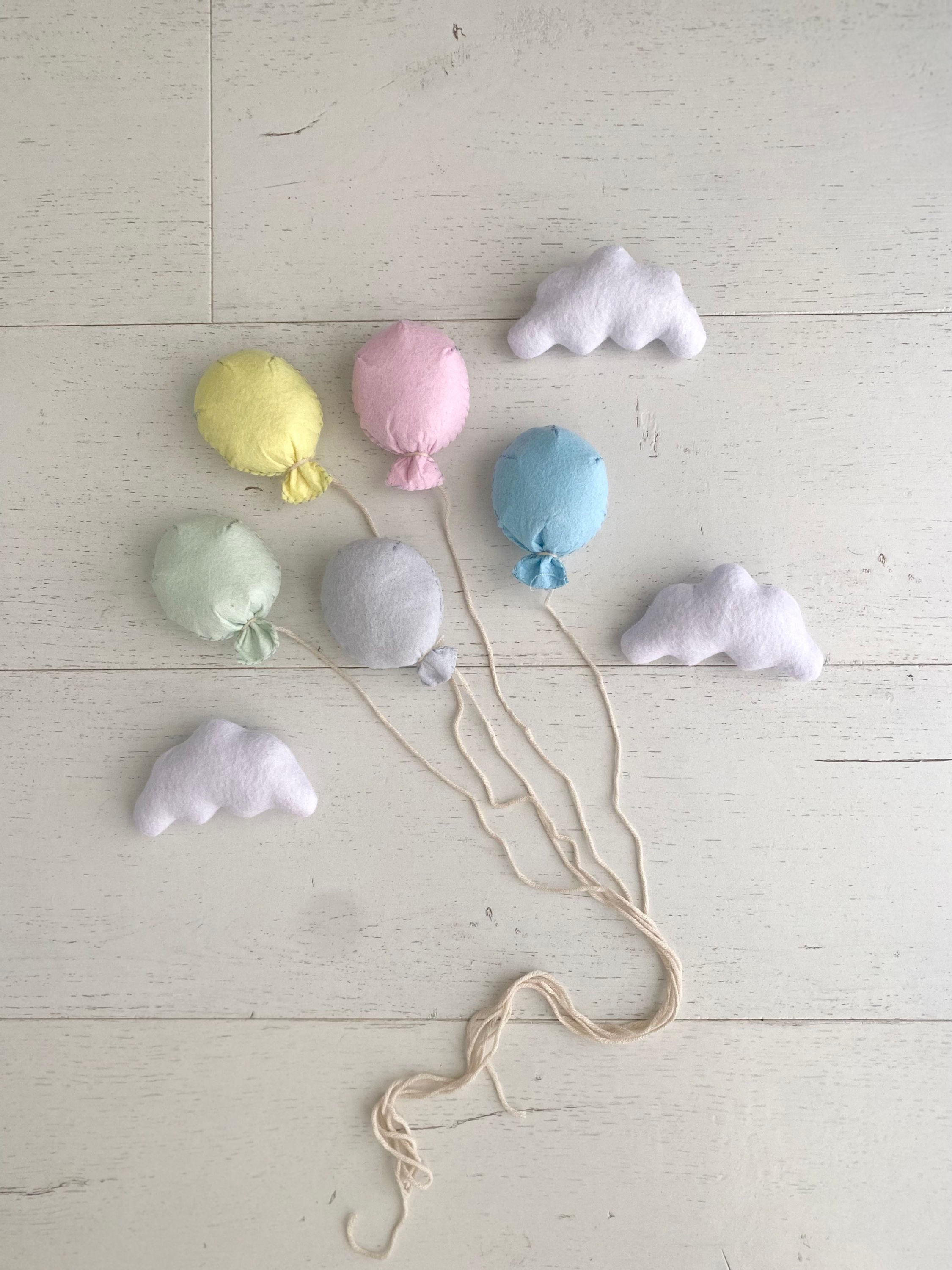 סט בלונים ועננים תלת מימד