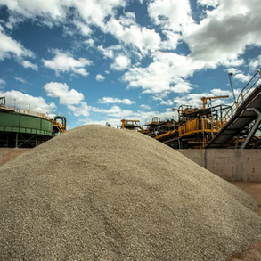 Beneficiar minerais críticos no Brasil