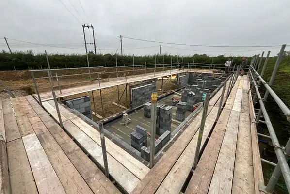 Pool 5 - Picture 17