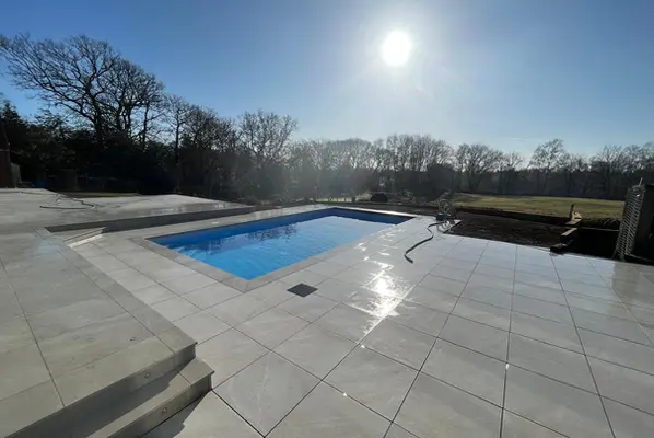 Pool 4 - Picture 2