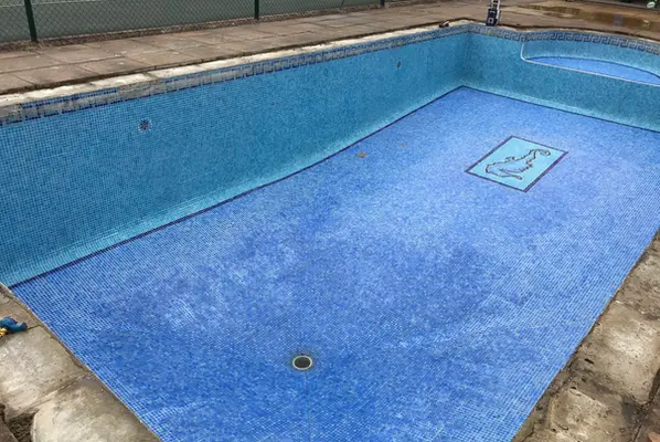 Pool 4 - Picture 4