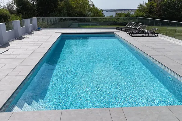 Pool 3 - Picture 6