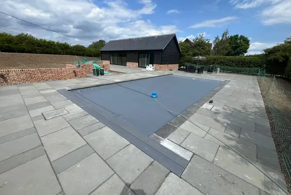 Pool 5 - Picture 23