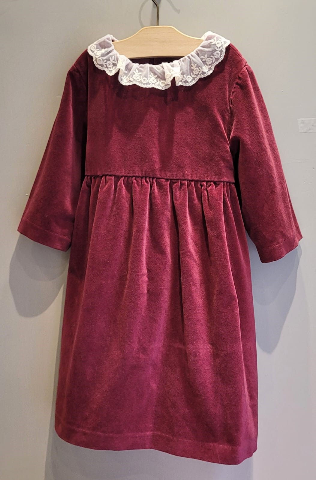 Abito in velluto liscio 2024