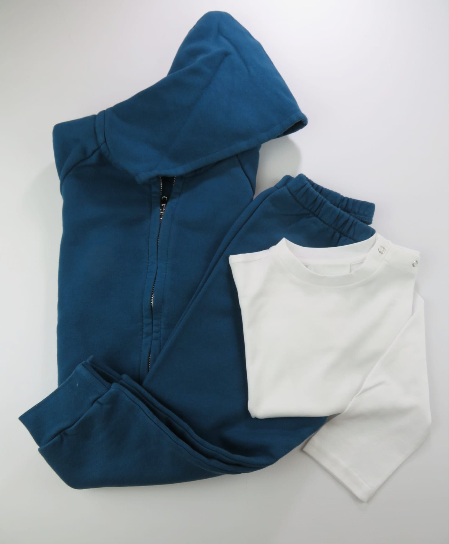 Felpa aperta con cappuccio