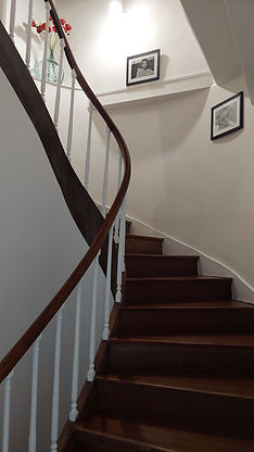 Escalier vers le 1er étage