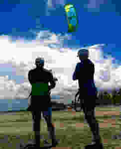 During the training, it is important to see the action before to practice!