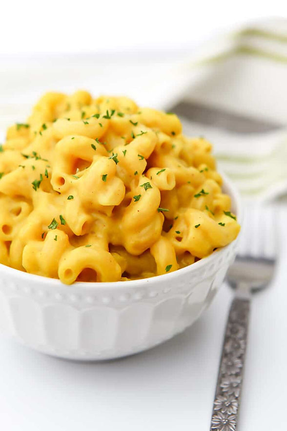Vegan-mac-and-cheese-2 (1).jpg