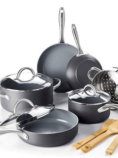 Screen Shot 2021-09-01 at 18.52_edited.jpg