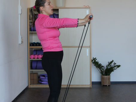 Een goede houding gaat niet over rechtop zitten – dit is wat het écht is