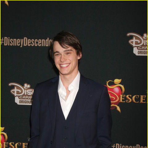 Mitchell Hope.jpg