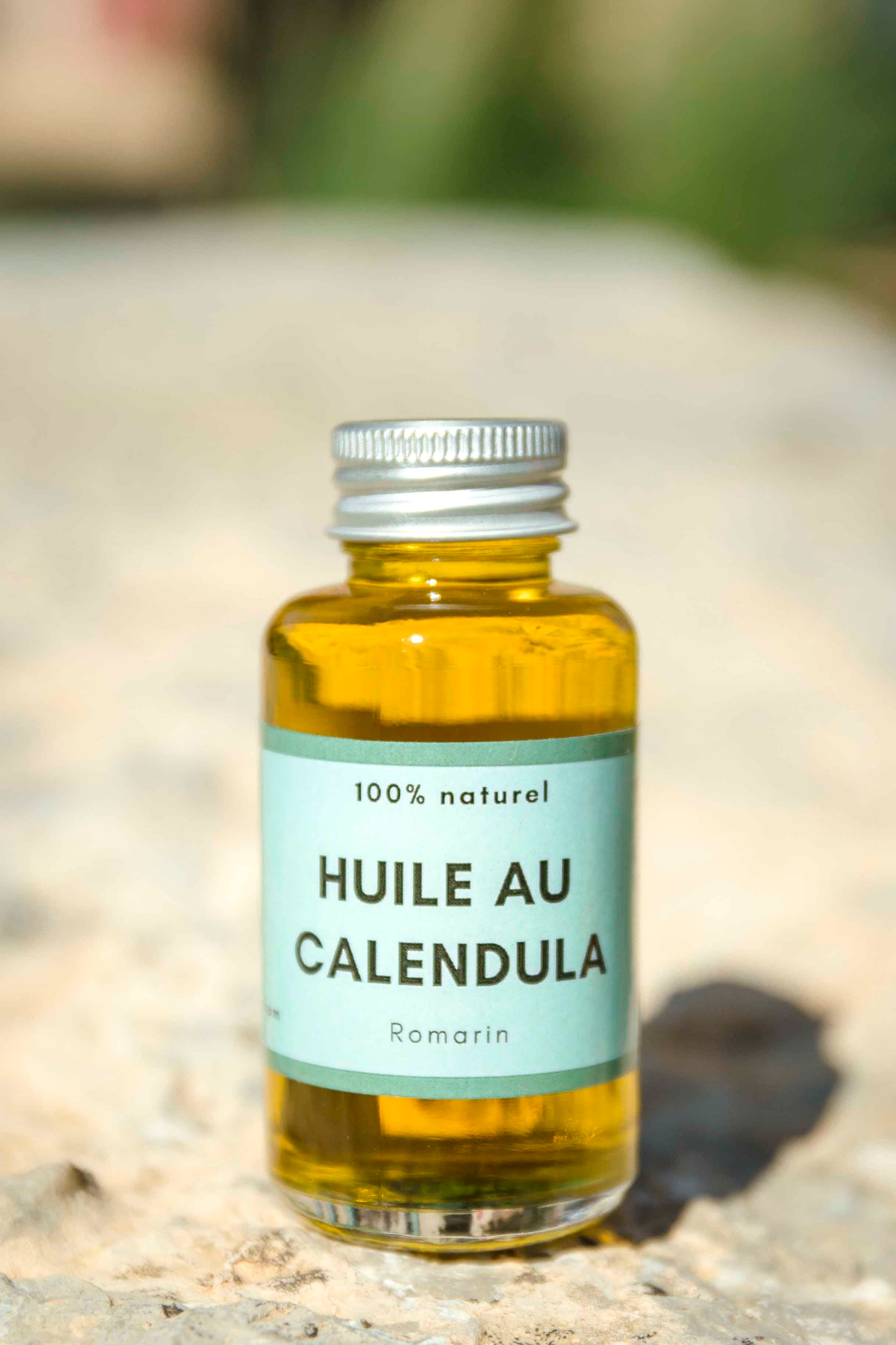 Huile au calendula enrichie au romarin