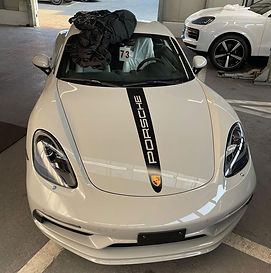 Dedcorazione su Porsche 718