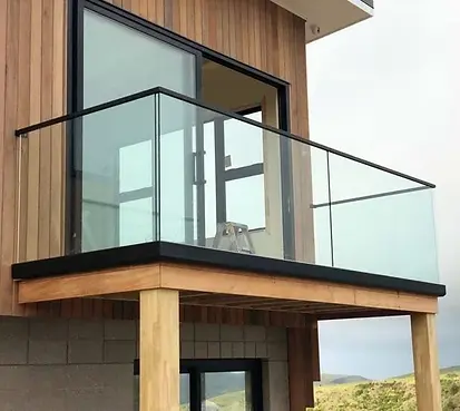 technorail-glass-railing-1000x1000.webp