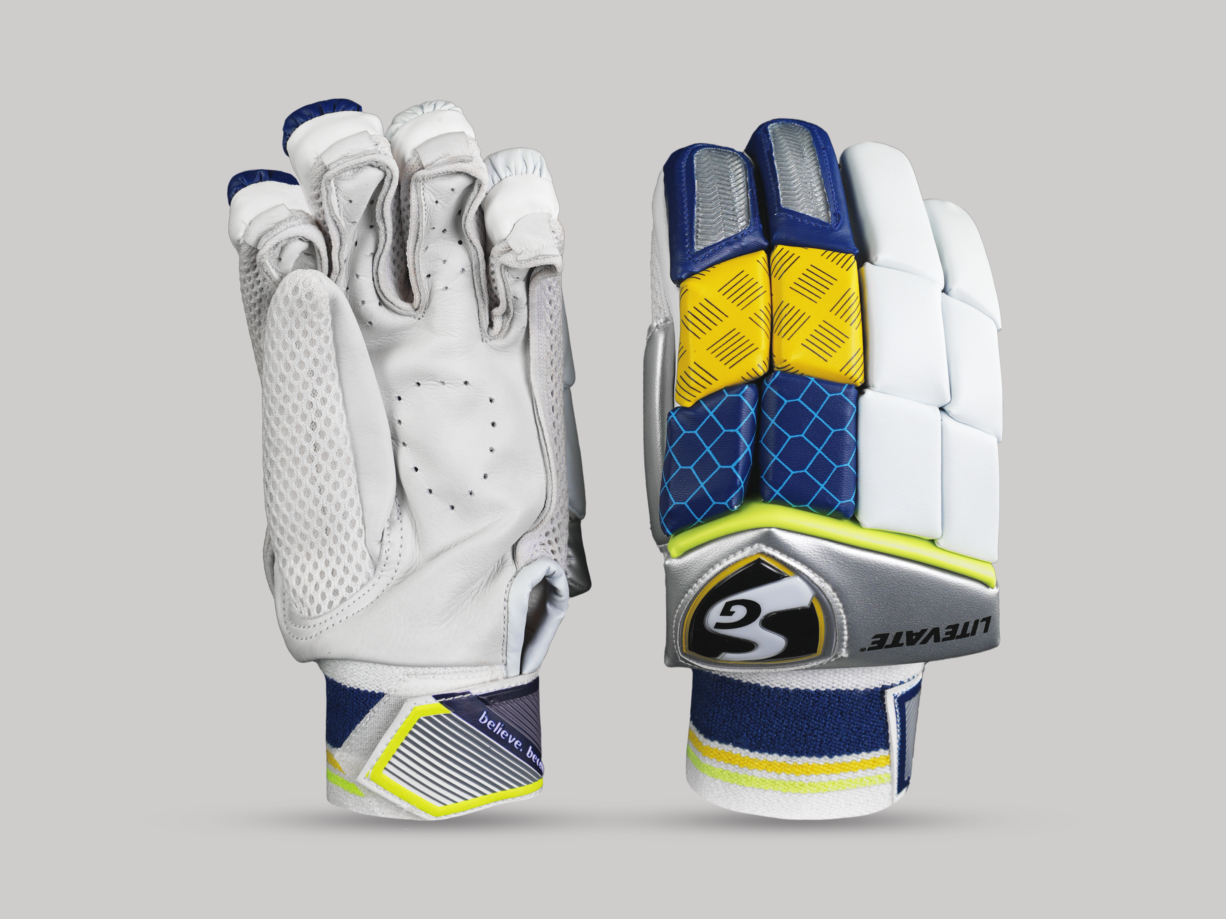 SG Litevate Batting Gloves (blue/yellow)