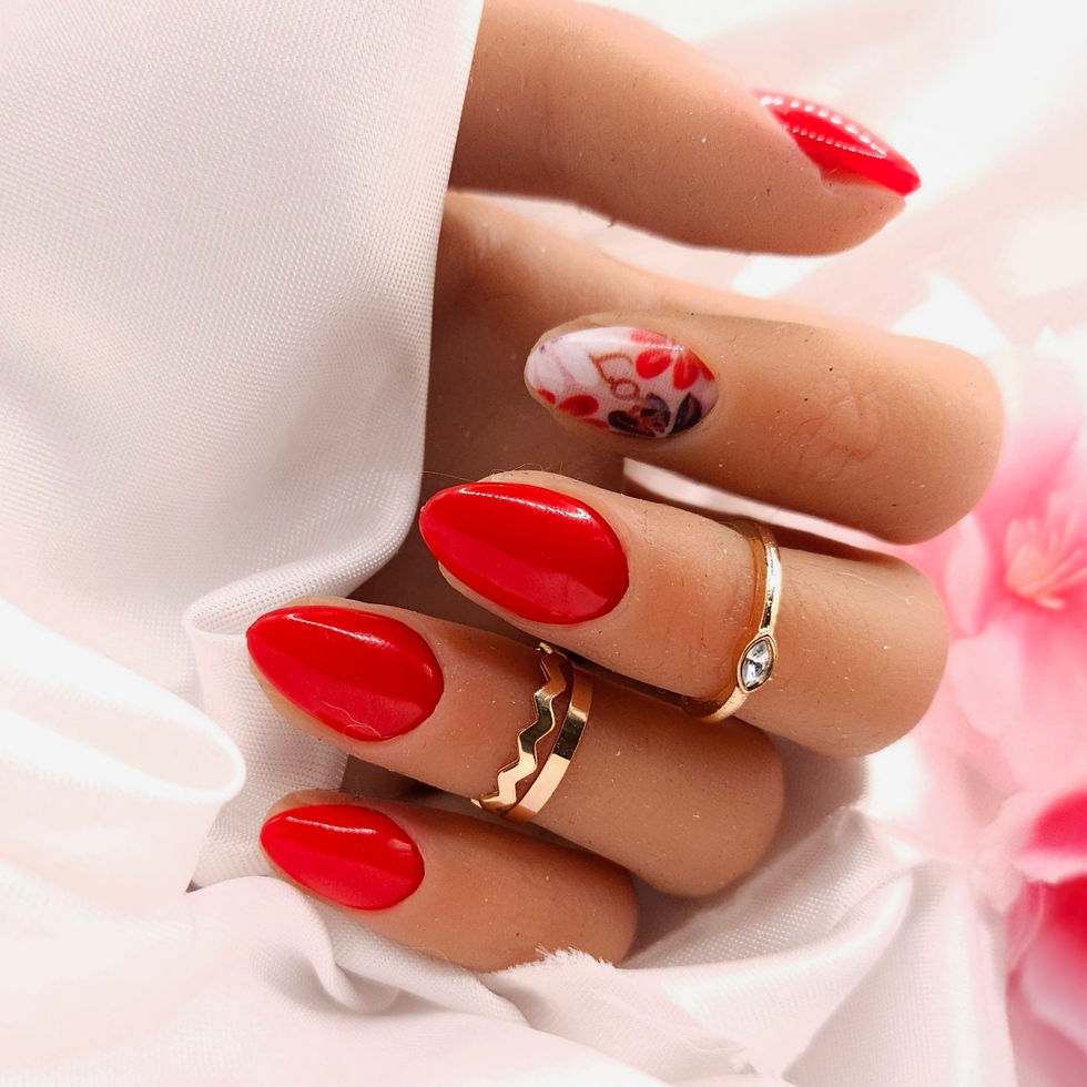 Press On Nails Rouge avec fleurs