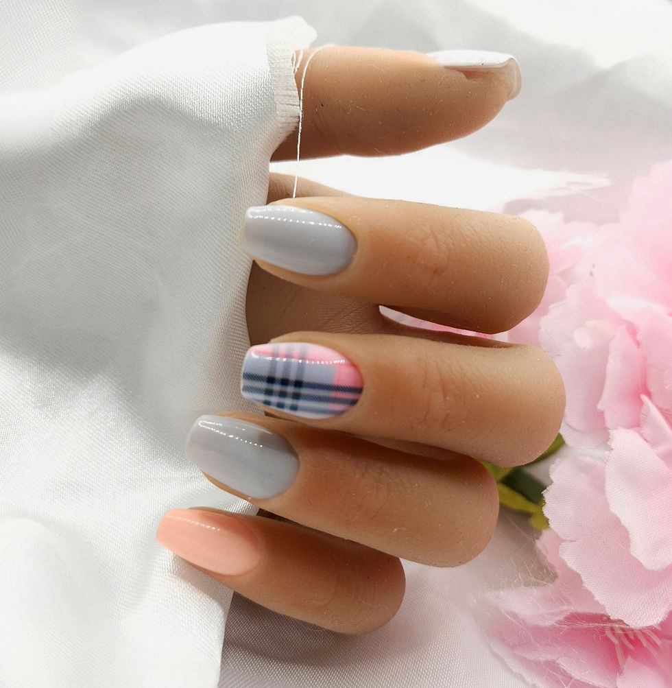 Press On Nails motifs british