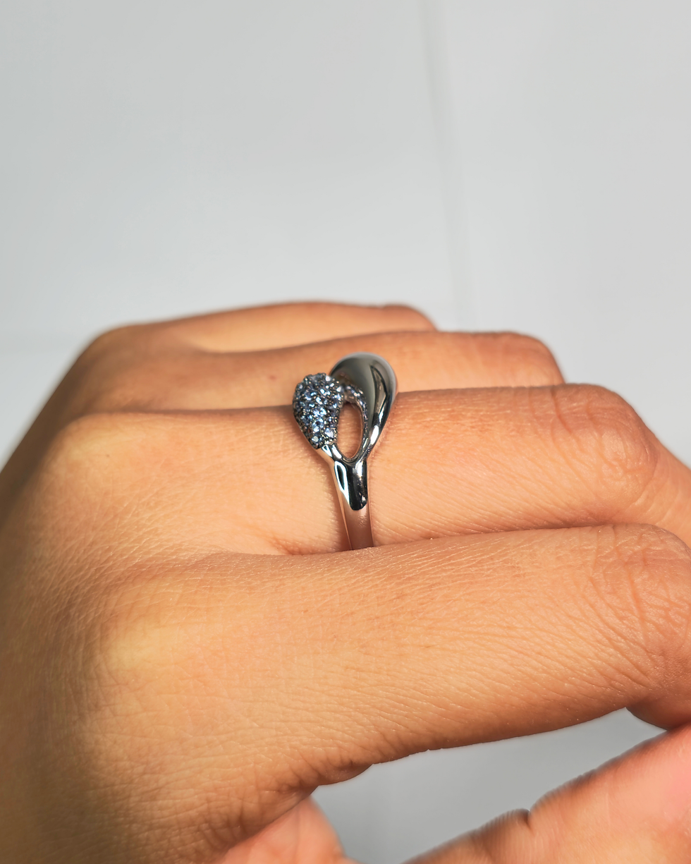 Thumbnail: Blue Drip Silver diamond Ring