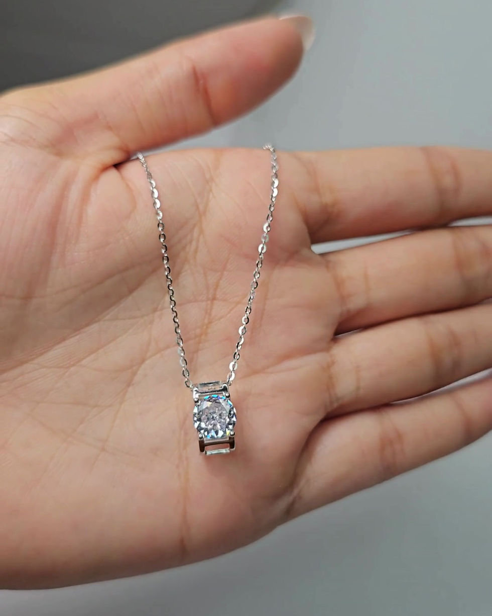 Thumbnail: Moonfire Silver Necklace