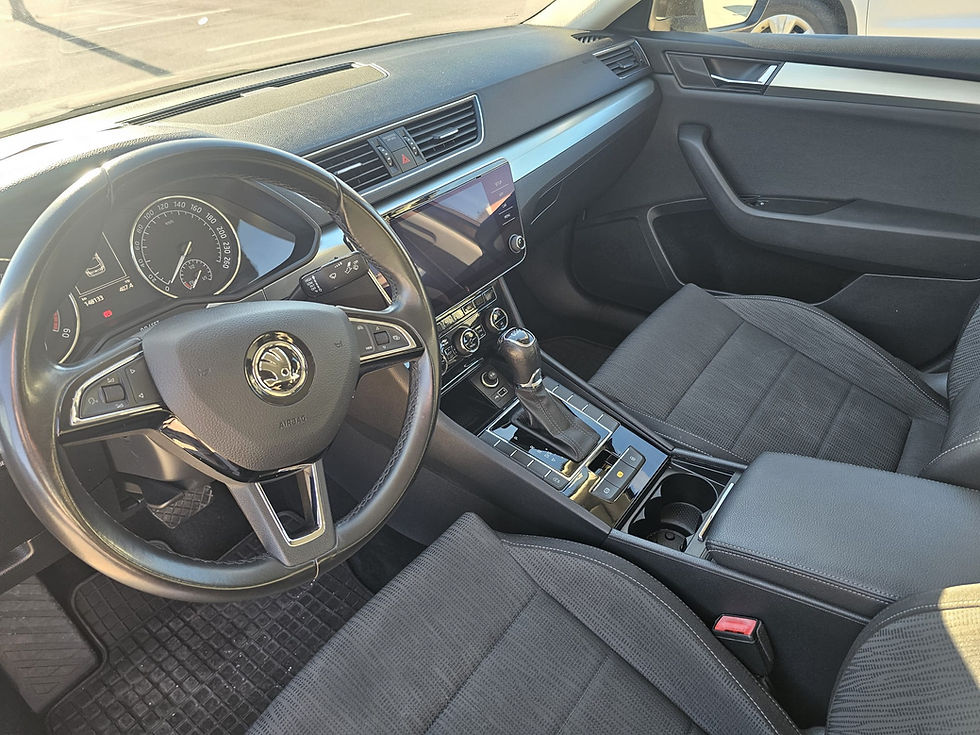 Thumbnail: ŠKODA SUPERB